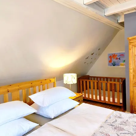 Charmantes Mit Sauna&billard Vor Dresden Vakantiehuis Haeslich